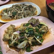 ตำถาด อรอุบล