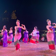 คุ้มขันโตก