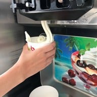 Fruzberry The Circle Rachapruk