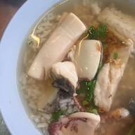 เมนูของร้าน ข้าวต้มเครื่องร้านยืด
