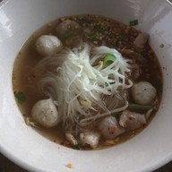 เมนูของร้าน ต้อม เตี๋ยวเรือยกซด สาขาหางดง
