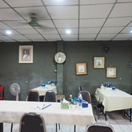 ปู๊ตี่บะหมี่เกี๊ยวกุ้ง MRT สามย่าน