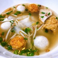 ไฮเช็งก๋วยเตี๋ยวลูกชิ้นปลา พระยาสุเรนทร์(รามอินทรา109)