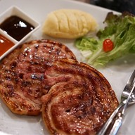 เมนูของร้าน Flow Restaurant and Bar พหลโยธิน 9