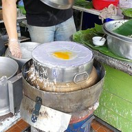 แม่อู๊ด อาหารเวียดนามแอนด์เบเกอรี่(อ๋า..ลูกชาย)