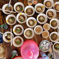 เมนูของร้าน กรุงเก่า"เตี๋ยวเรือ" ริมคลองมะขามเรียง สาขาใหญ่ริมคลองมะขามเรียง ต้นตำหรับ