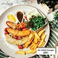 เมนูของร้าน Upper Bar & Restaurant UD TOWN