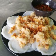 แม่อู๊ด อาหารเวียดนามแอนด์เบเกอรี่(อ๋า..ลูกชาย)