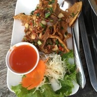 ฮ่มไม้ปลายนา