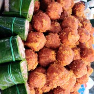 แหนมหมู ยายจันทร์