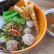 เมนูของร้าน ก๋วยเตี๋ยวปากหม้อลุงรัญ
