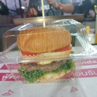 เมนูของร้าน Racha Burger