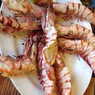 ชายเลซีฟู้ด