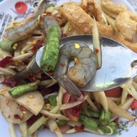 สถานีแซ่บ ร้านยำนู๋จอย