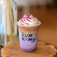 Kuma Kamu House  บางกะปิ