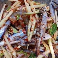 สถานีแซ่บ ร้านยำนู๋จอย