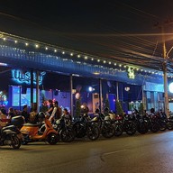 นครนนท์ Bar&Restaurant