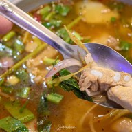 ตำแซ่บสุด Limelight ภูเก็ต