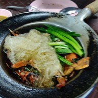 เมนูของร้าน สมศักดิ์ปูอบ Y บีทีเอสกรุงธนบุรี