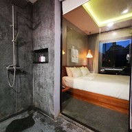 Inthira Hotel (vang Vieng)