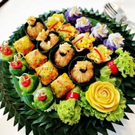 อาหารไทยชาววังบุษราคัม