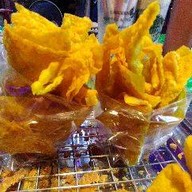 to_onลูกชิ้นทอด