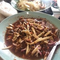 ตำถาด อรอุบล