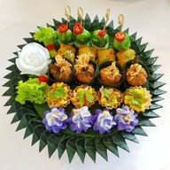 อาหารไทยชาววังบุษราคัม