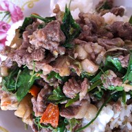 ป้าแดงสนามบินอาหารตามสั่ง สนามบินขอนแก่น