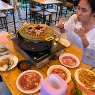 กินดีปิ้งย่างกระทะทอง