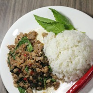 เมนูของร้าน จานใหญ่ บ้านหม้อ