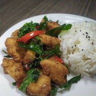 จานใหญ่ บ้านหม้อ