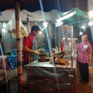 เสี่ยหมี หมูพวง ตลาดศุภฤกษ์ (ตลาดหลังคา)