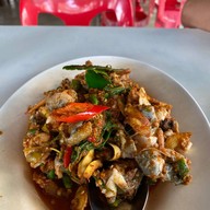 ร้านอาหารลุงแย้ม