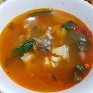 เมนูของร้าน คนมีลาบ ยโสฯ