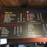 Lord Of Coffee หมู่บ้านสัมมากร