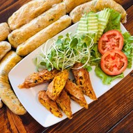 Bluezone Vegetarian & Vegan Khubonroad