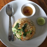 เมนูของร้าน ครัวบ้านไร่ จิบกาแฟ แลควาย