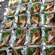 กิน กุ้ง ม๊ะ ถนนสุวินวงค์ หนองจอก มีนบุรี