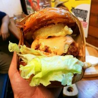 เมนูของร้าน Trailer Hunger Burger สุระ2