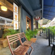 หน้าร้าน Garret Fish & Chips Ari