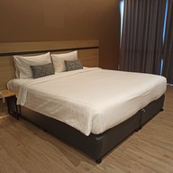 Sans Hotel ราชบุรี