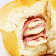 ขนมจีบเมืองตรังไส้สังขยา