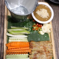 เมนูของร้าน R-แหนมเนือง and อาหารญี่ปุ่น Oshinei