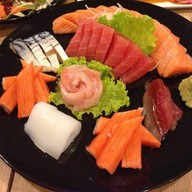 เมนูของร้าน J. GARDEN