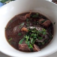 ก๋วยเตี๋ยวเรือแหกโค้ง นครราชสีมา