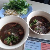 ก๋วยเตี๋ยวเรือแหกโค้ง นครราชสีมา