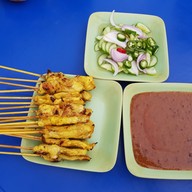 เมนูของร้าน หมูสะเต๊ะ เฮียจุ๊ย