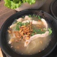 เมนูของร้าน R-แหนมเนือง and อาหารญี่ปุ่น Oshinei