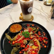 Sawan House Restaurant  Veintane